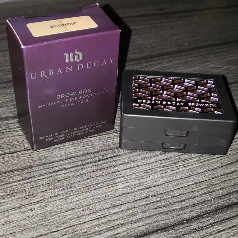 URBAN DECAY BROW BOX